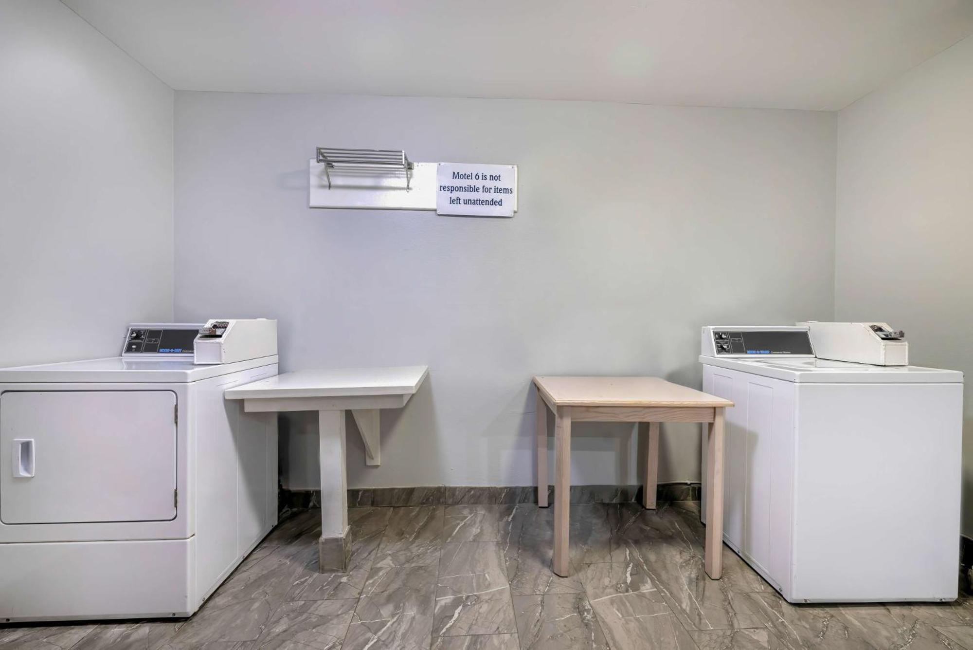 Motel 6-Fort Worth, Tx - Burleson Экстерьер фото