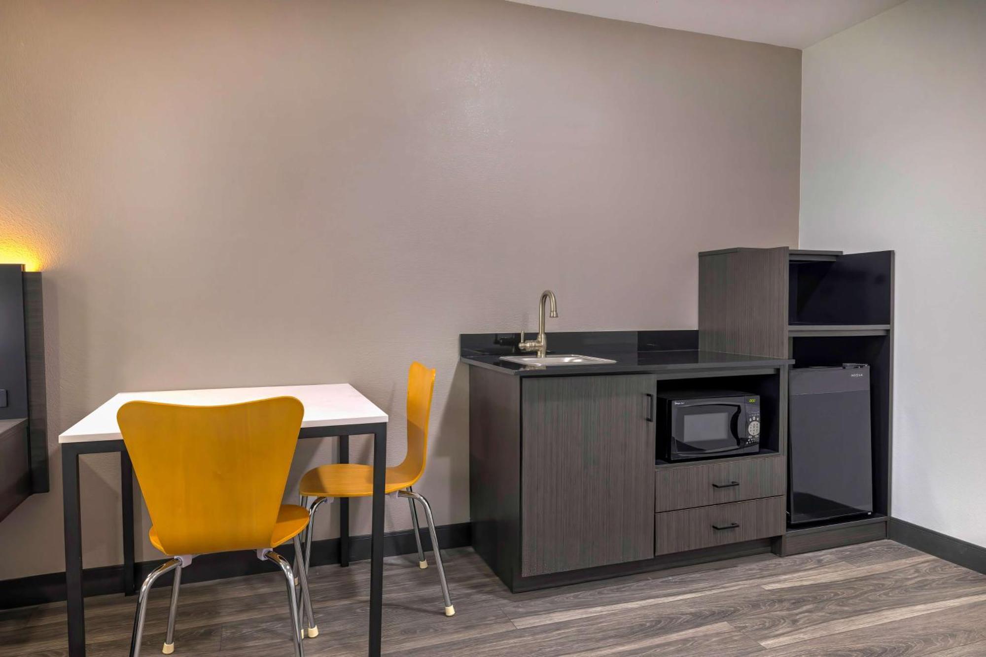 Motel 6-Fort Worth, Tx - Burleson Экстерьер фото